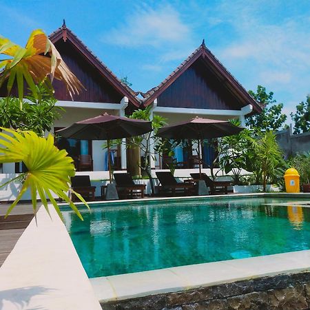 The Local Are Guling Villa Kuta  Exterior foto