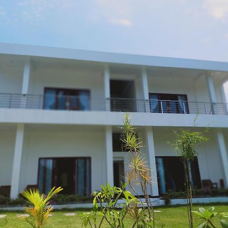 The Local Are Guling Villa Kuta  Exterior foto